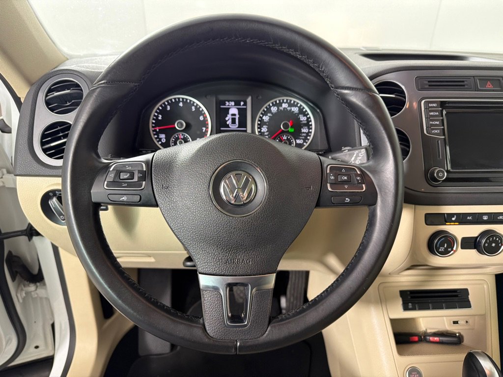 Used 2017 Volkswagen Tiguan Wolfsburg Edition image 16