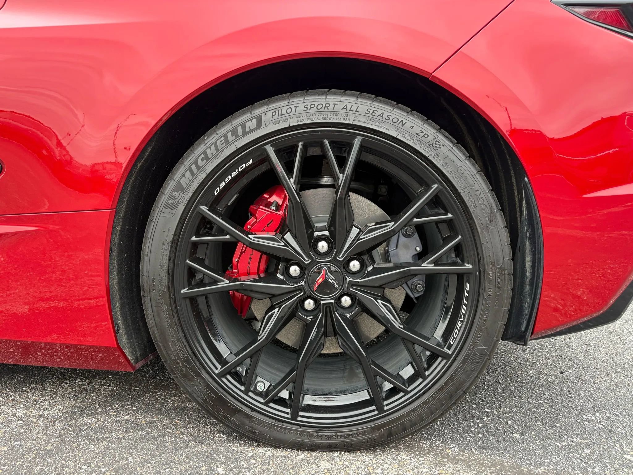 Used 2024 Chevrolet Corvette Stingray Preferred Cpe w/ 2LT image 27