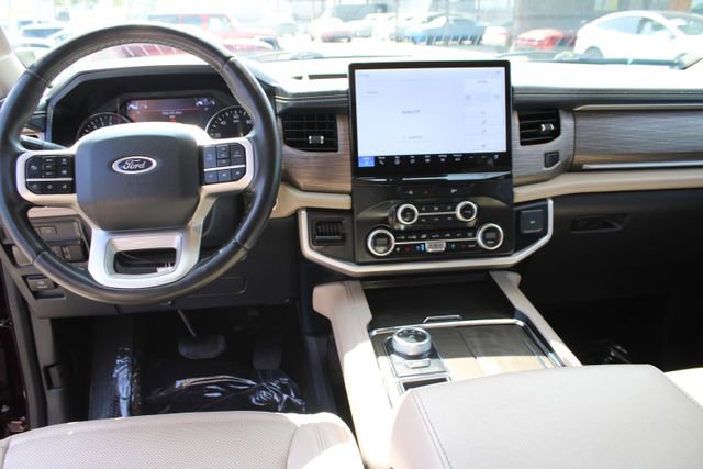 Used 2024 Ford Expedition Max Limited RWD image 16