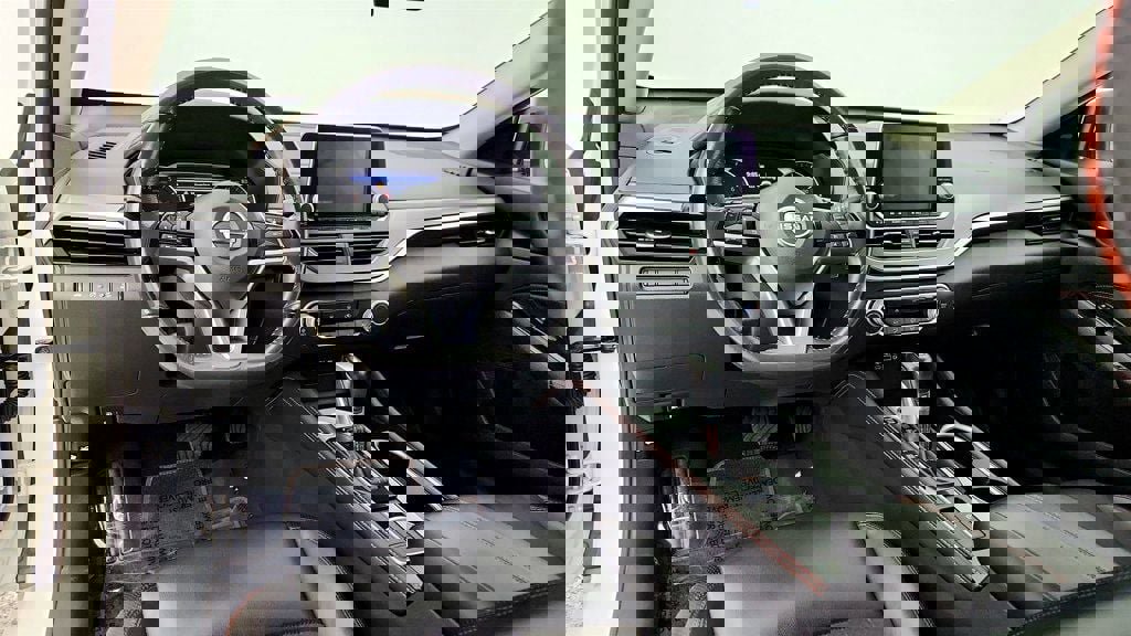 Used 2023 Nissan Altima 2.5 SR image 12