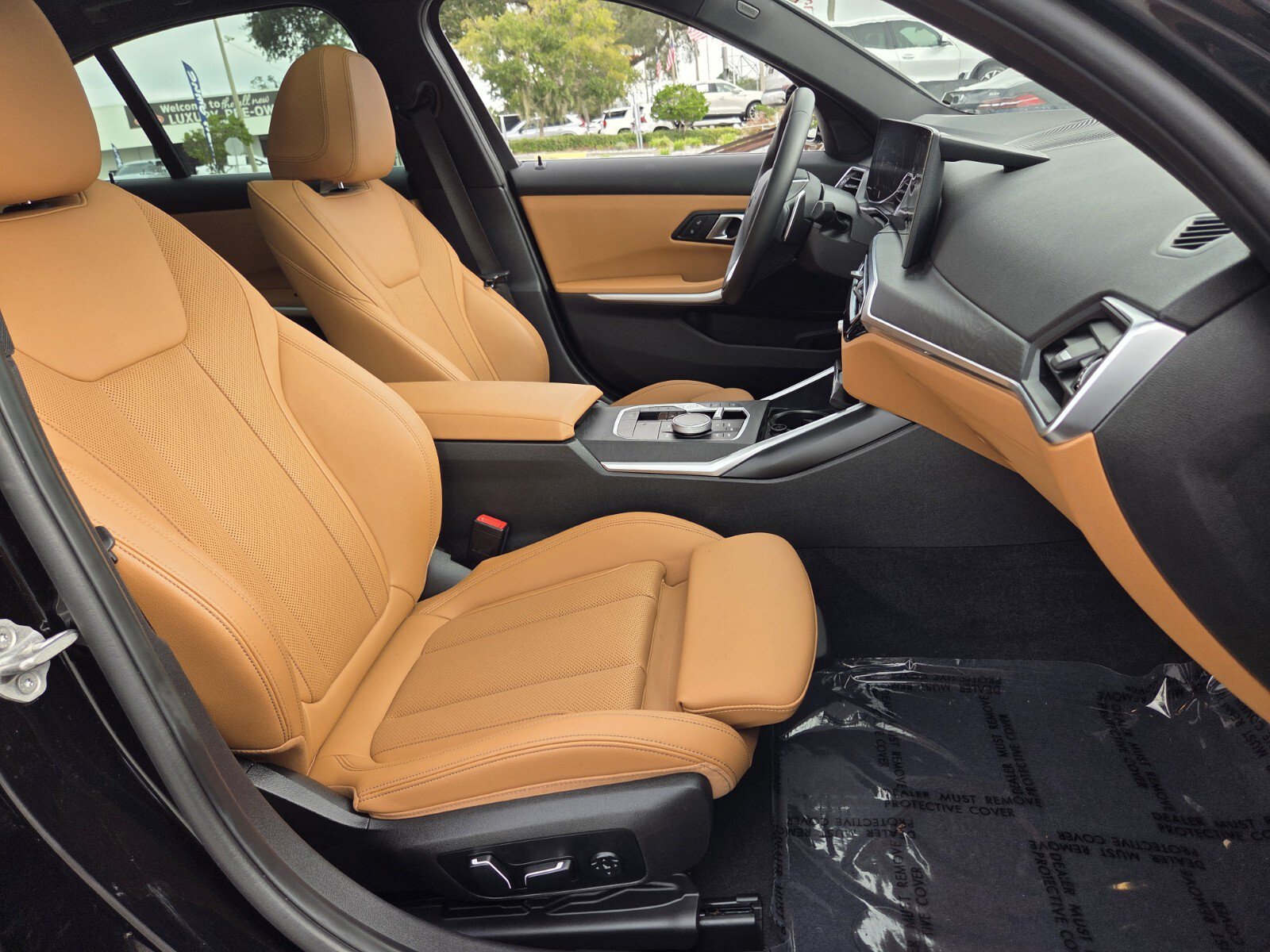 Used 2024 BMW 330i Sedan w/ Convenience Package RWD image 17