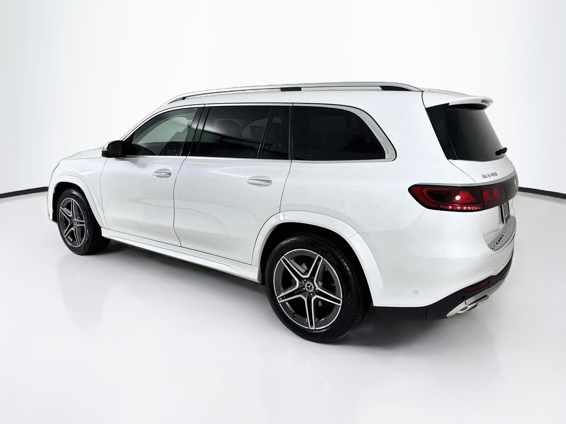 New 2027 Mercedes-Benz GLS 450 4MATIC image 6