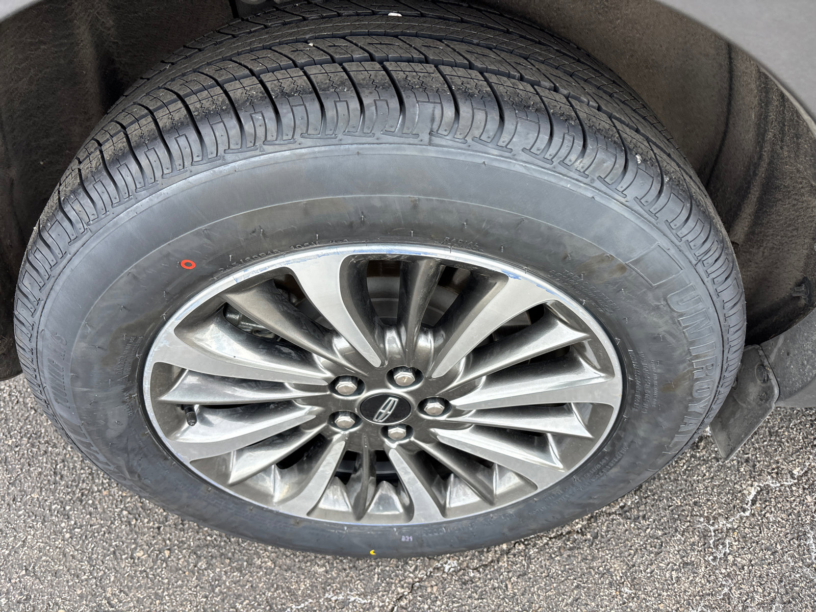 Used 2022 Lincoln Nautilus AWD w/ Premium Package image 10