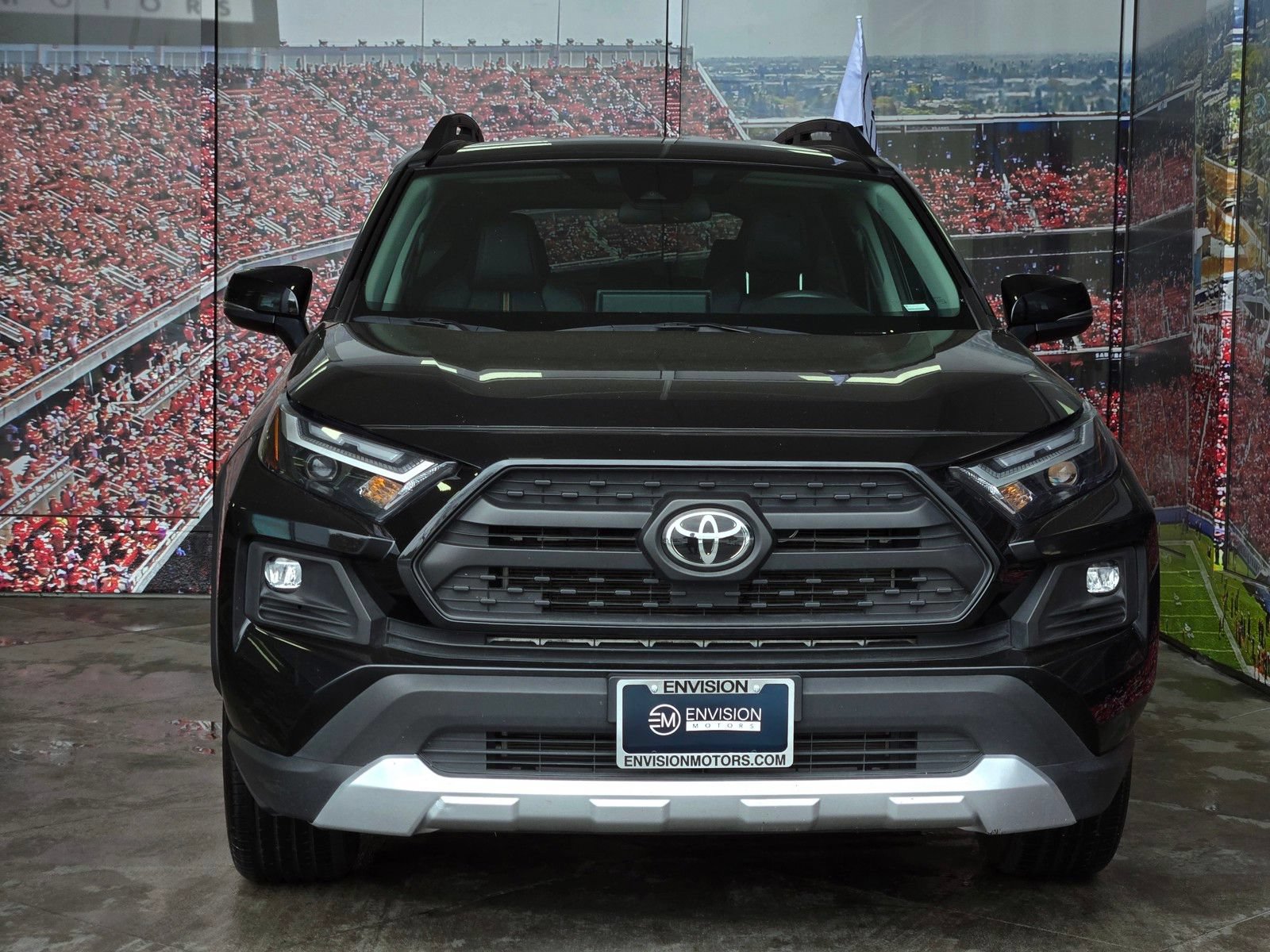 Used 2024 Toyota RAV4 Adventure AWD/4WD image 3