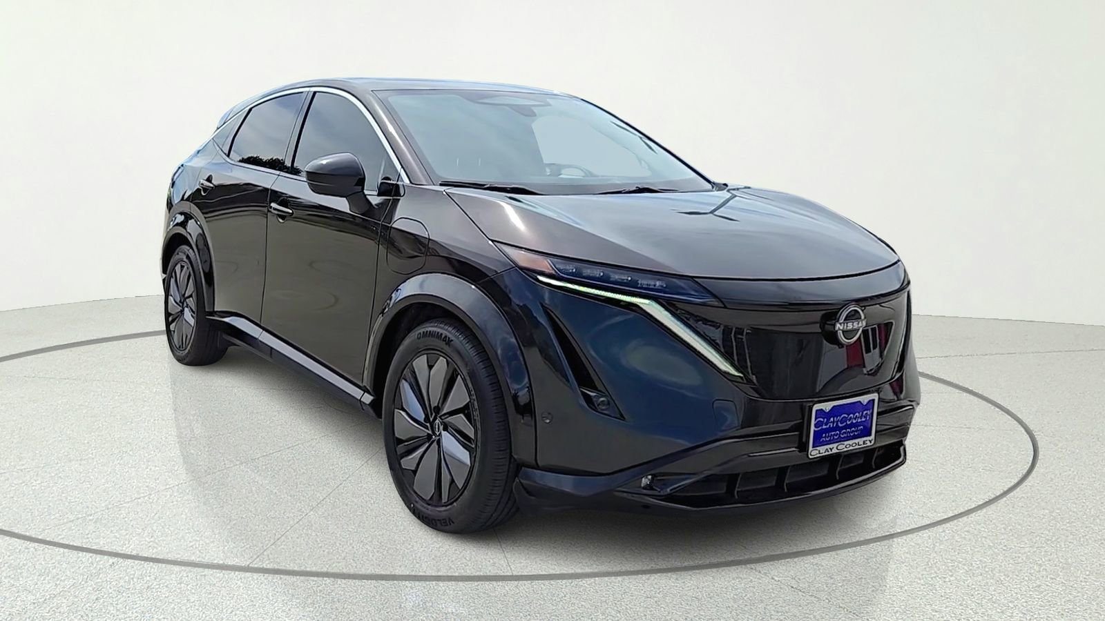 Certified 2023 Nissan Ariya FWD image 1