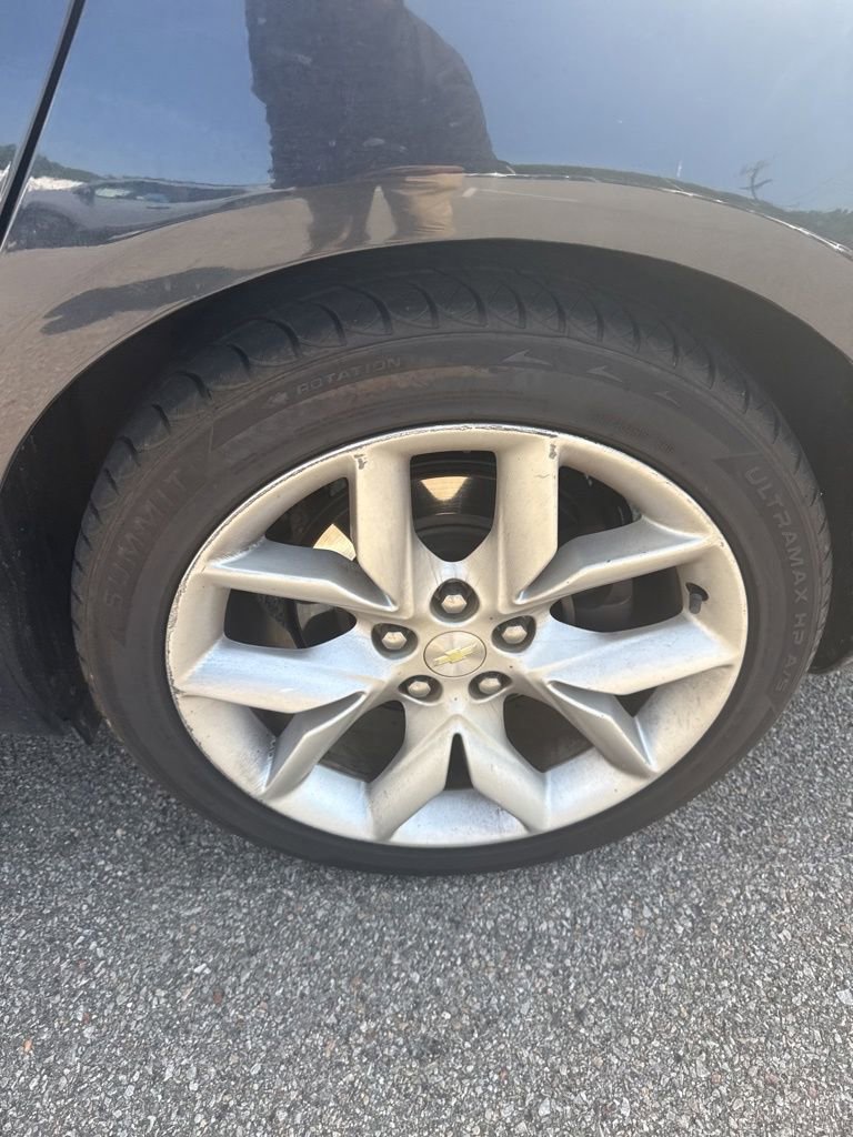 Used 2014 Chevrolet Impala LT FWD image 12