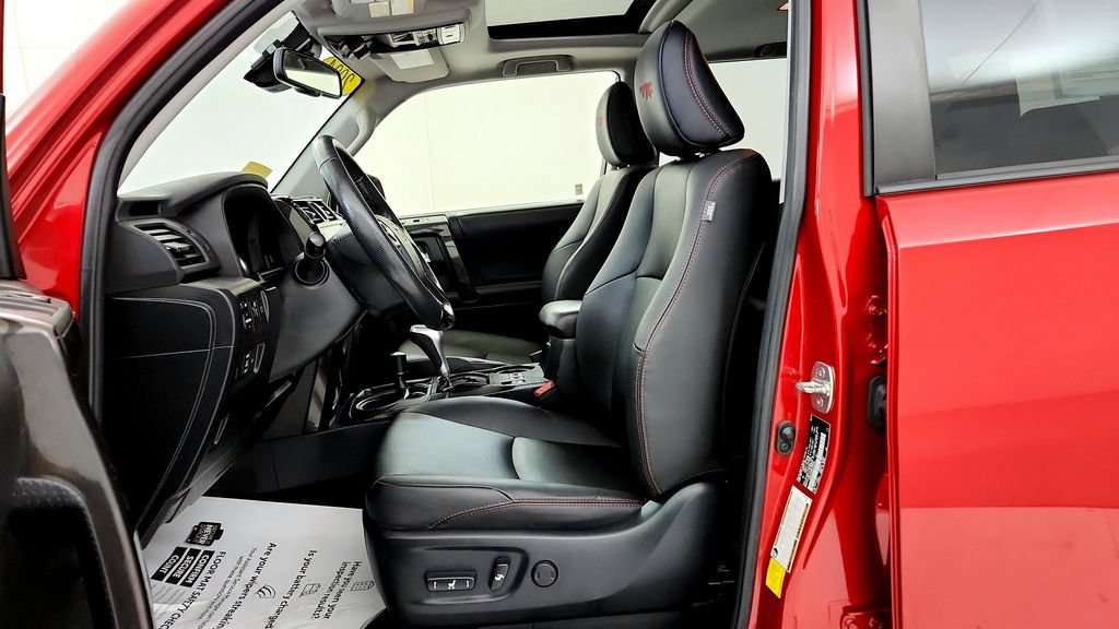 Certified 2024 Toyota 4Runner TRD Off-Road Premium w/ Moonroof Package AWD/4WD image 24