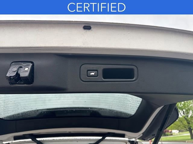 Used 2023 Honda Pilot Elite image 8