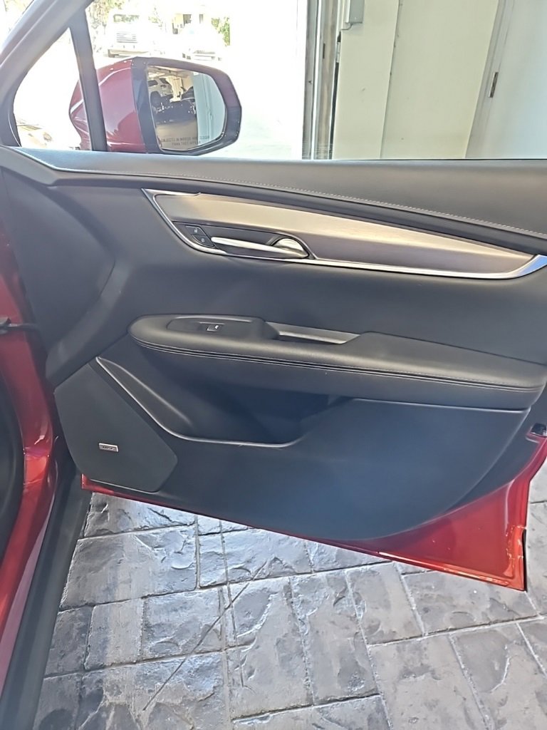 Used 2023 Cadillac XT5 Luxury image 13