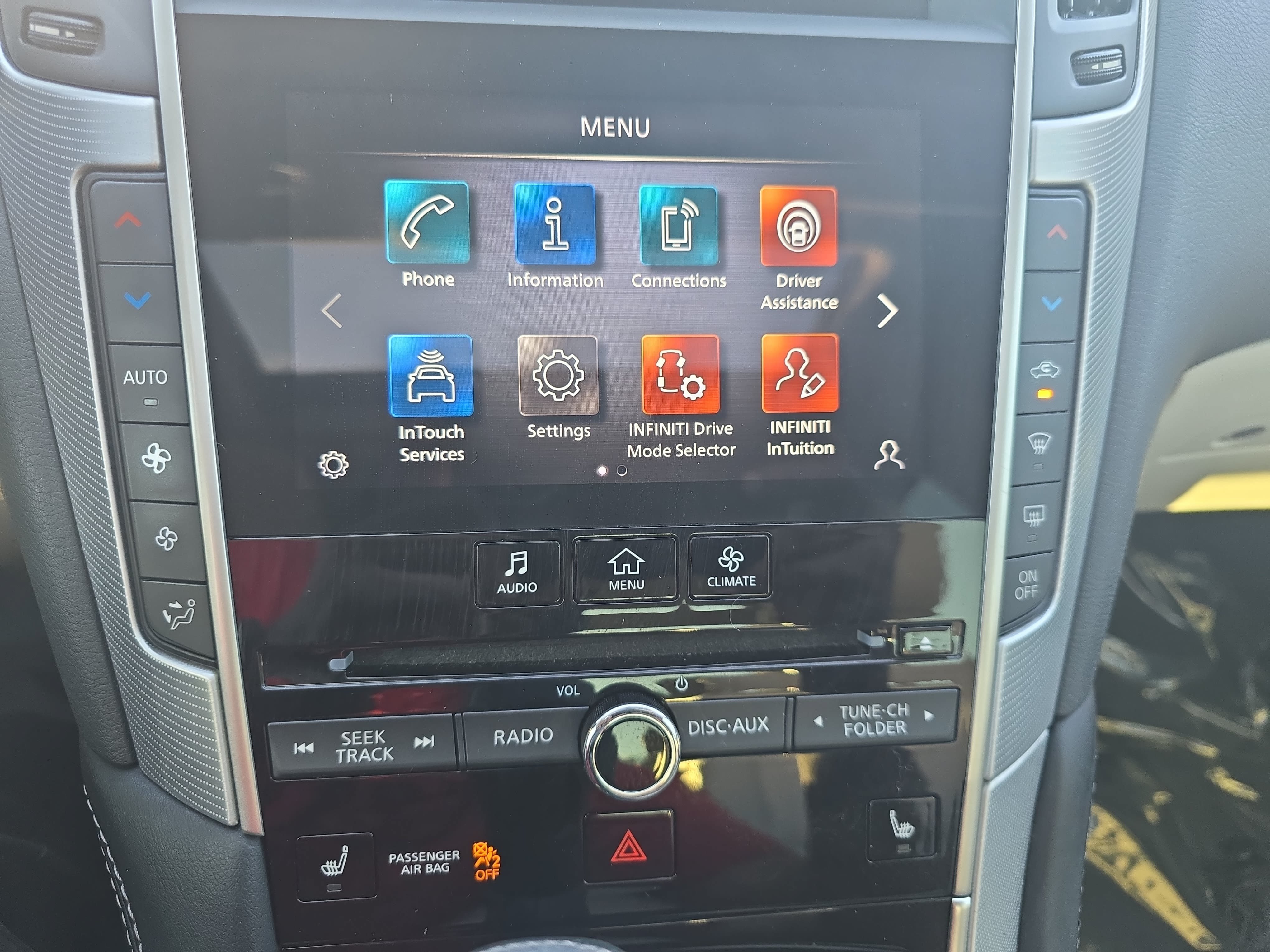 Used 2023 INFINITI Q50 Luxe w/ Cargo Package RWD image 23