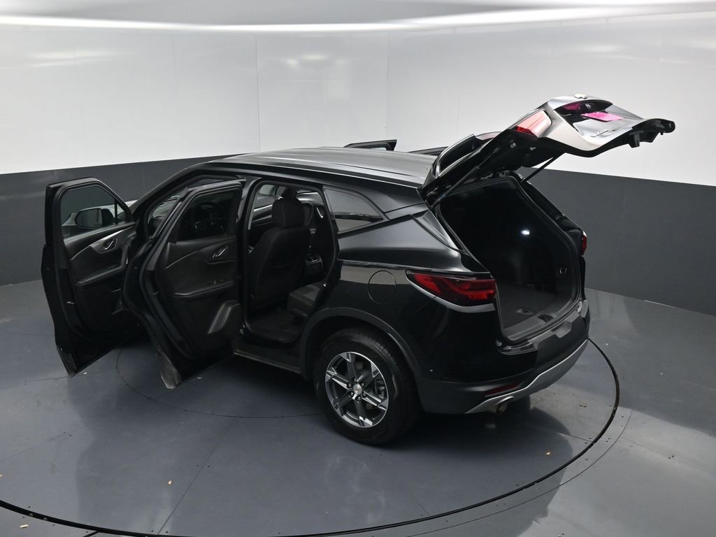 Used 2025 Chevrolet Blazer LT FWD image 22
