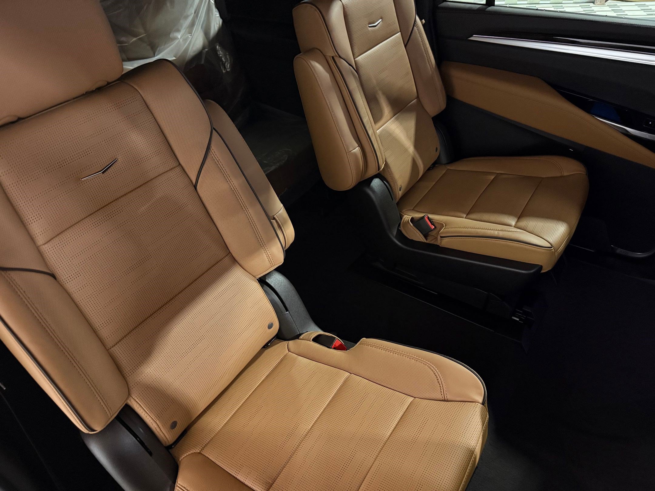 New 2026 Cadillac Escalade ESV Luxury AWD/4WD image 52