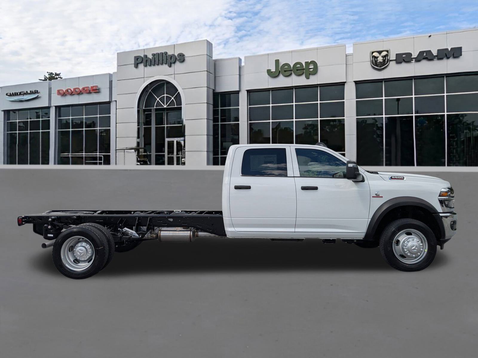 New 2026 RAM 5500 Tradesman image 2
