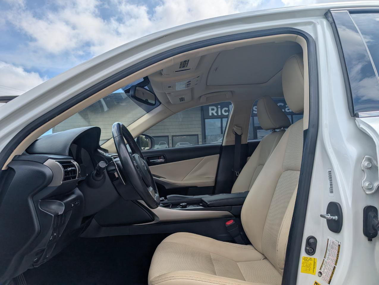 Used 2014 Lexus IS 250 w/ Navigation Package RWD image 11