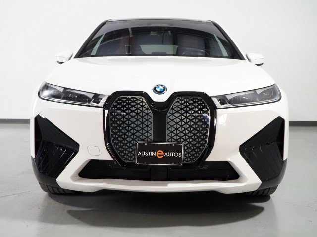 Used 2024 BMW iX xDrive50 w/ Sport Package image 67