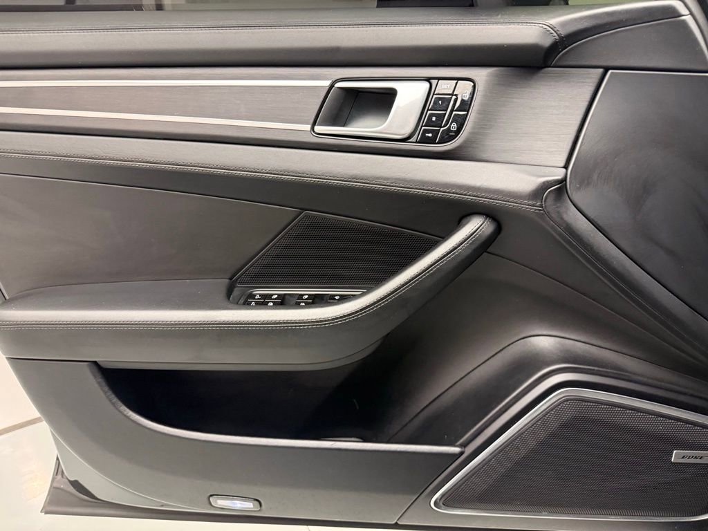 Used 2020 Porsche Panamera GTS image 20