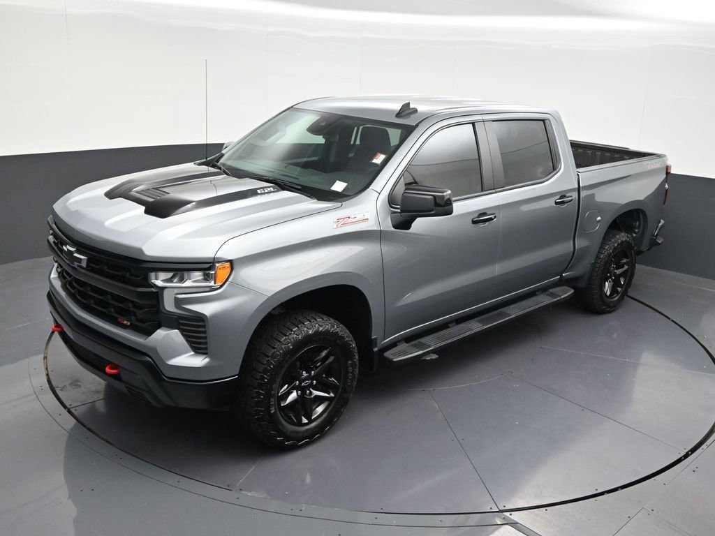 Used 2024 Chevrolet Silverado 1500 LT Trail Boss w/ Convenience Package II AWD/4WD image 17
