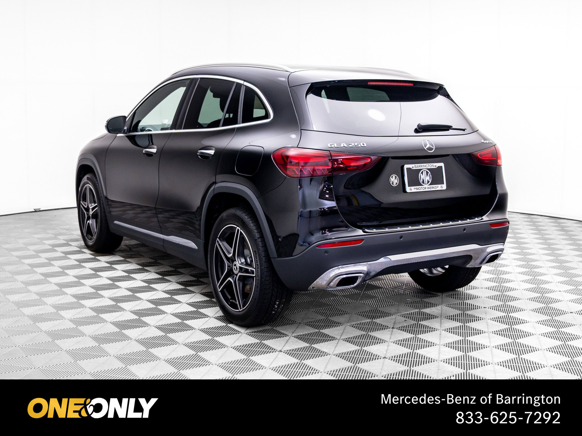 New 2026 Mercedes-Benz GLA 250 4MATIC image 3
