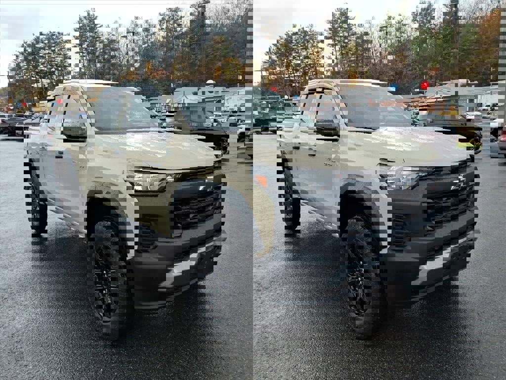 Used 2024 Chevrolet Colorado Trail Boss w/ Advanced Trailering Package image 9