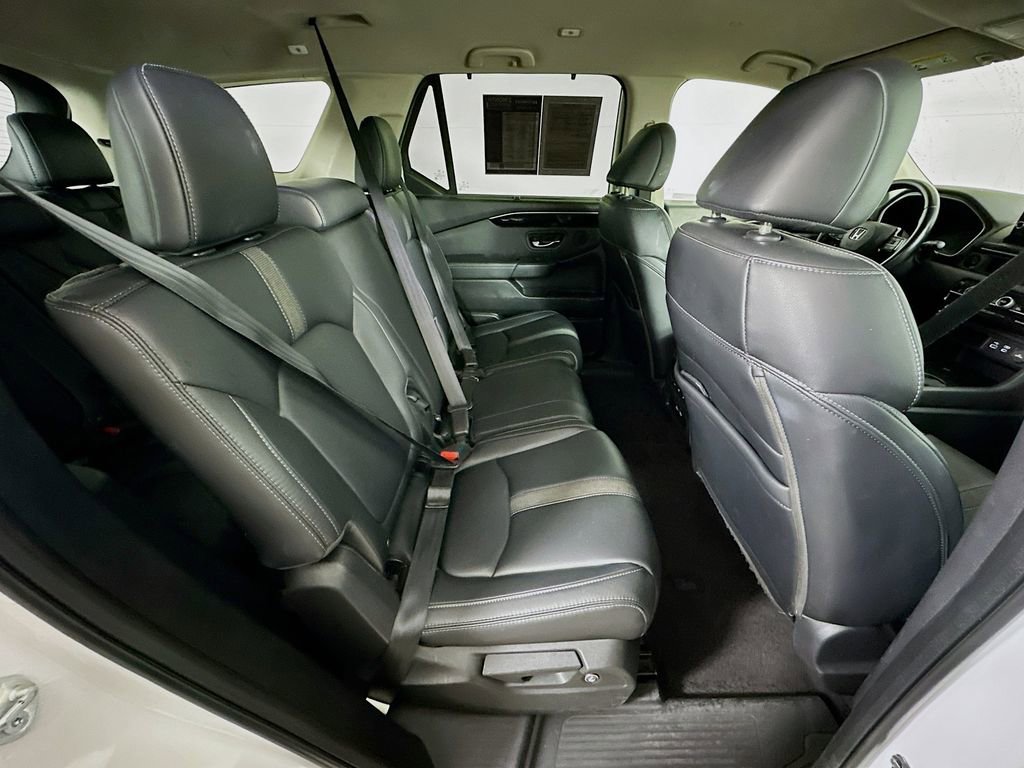 Used 2023 Honda Pilot EX-L image 11