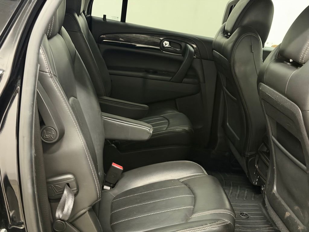 Used 2017 Buick Enclave Leather image 19