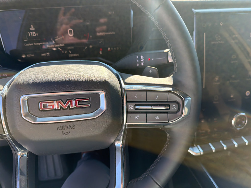 Used 2026 GMC Acadia Elevation w/ Elevation Premium Package AWD/4WD image 14