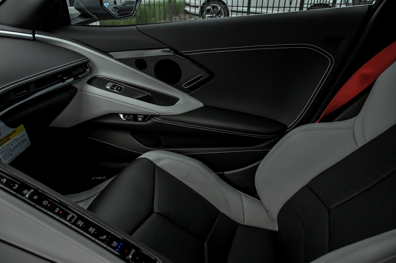 Used 2025 Chevrolet Corvette Stingray Preferred Cpe w/ Stealth Interior Trim Package RWD image 46