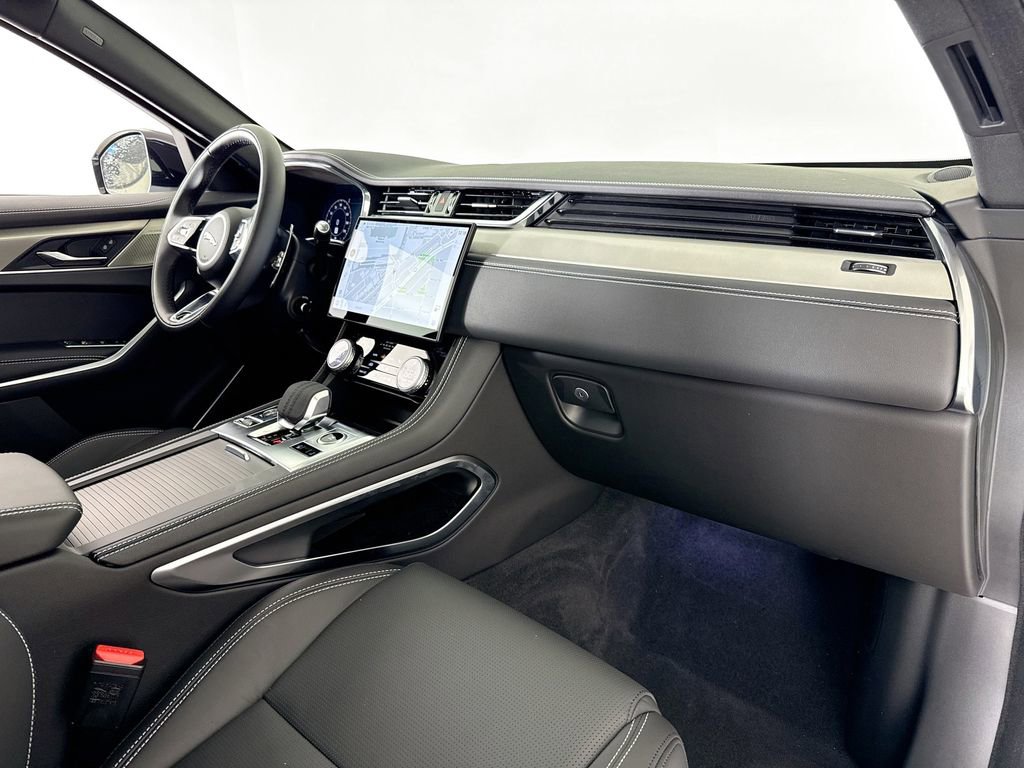 Certified 2025 Jaguar F-PACE R-Dynamic S AWD/4WD image 13