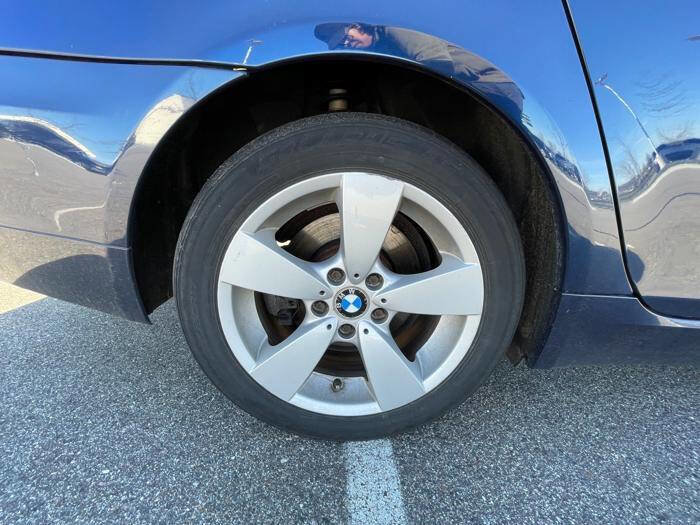 Used 2008 BMW 528xi Sedan AWD/4WD image 15