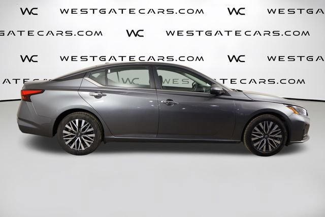 Used 2023 Nissan Altima 2.5 SV FWD image 40