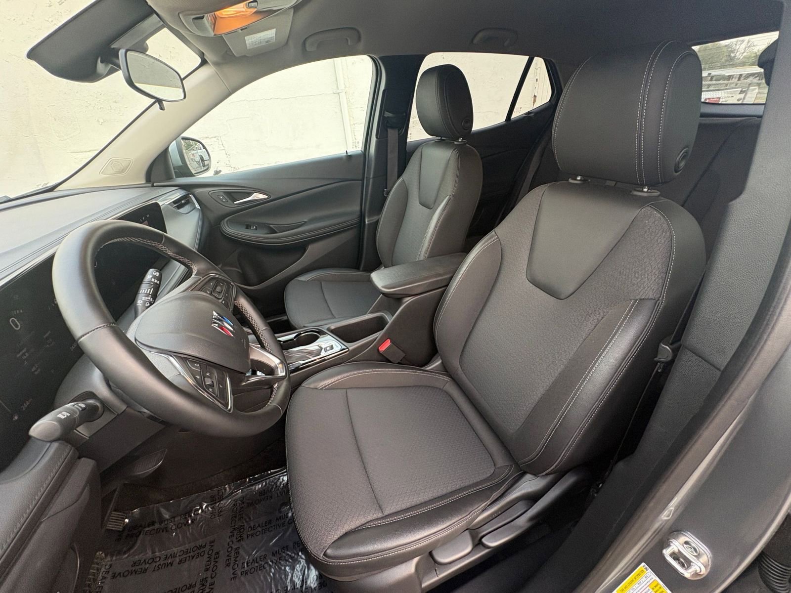 Used 2025 Buick Encore GX Preferred image 35
