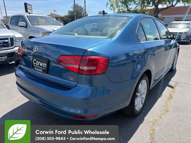 Used 2015 Volkswagen Jetta SE FWD image 5