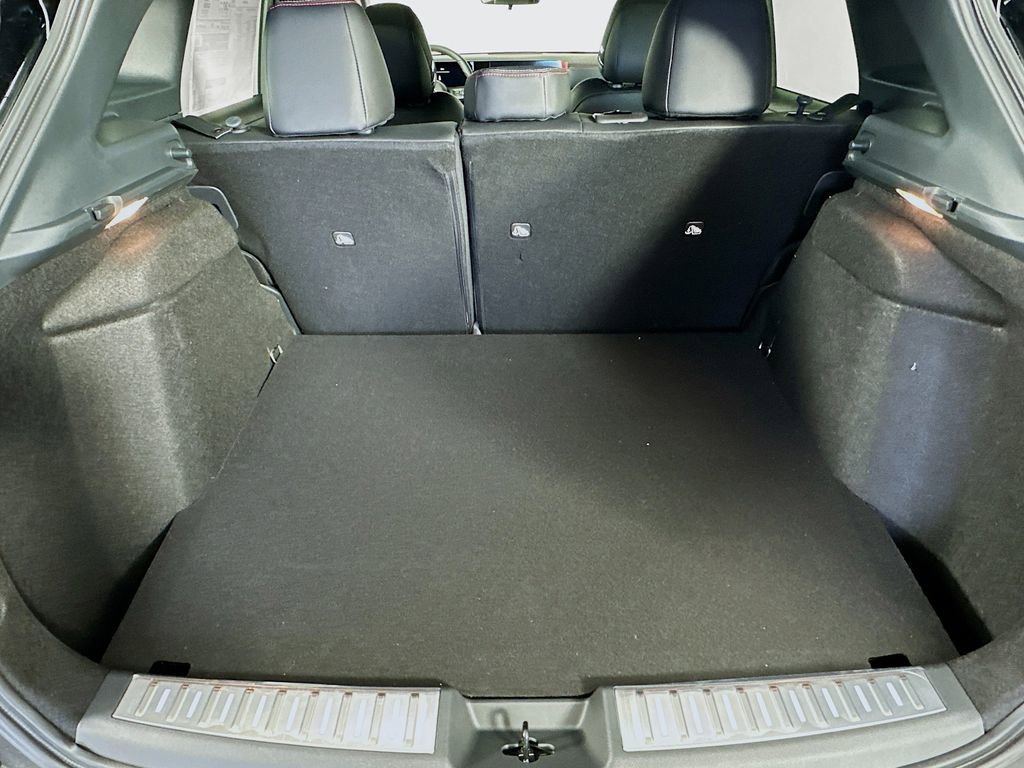 New 2026 Nissan Kicks SR w/ SR Premium Package image 33