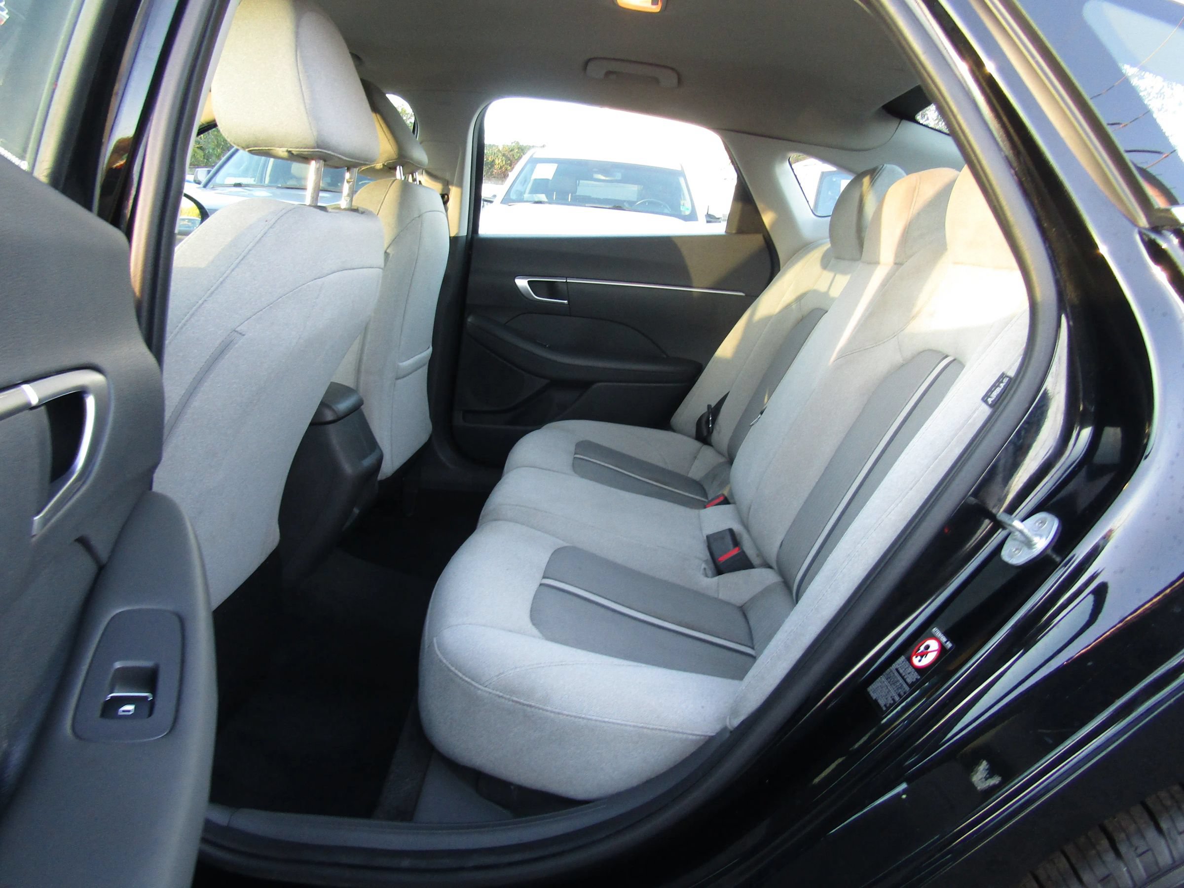 Used 2022 Hyundai Sonata SE FWD image 13