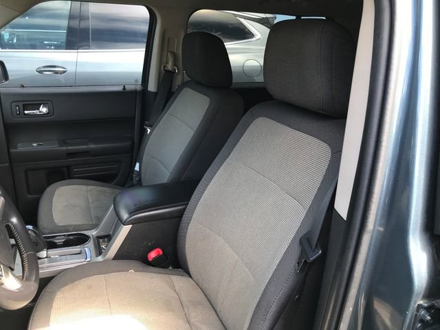 Used 2010 Ford Flex SE FWD image 5