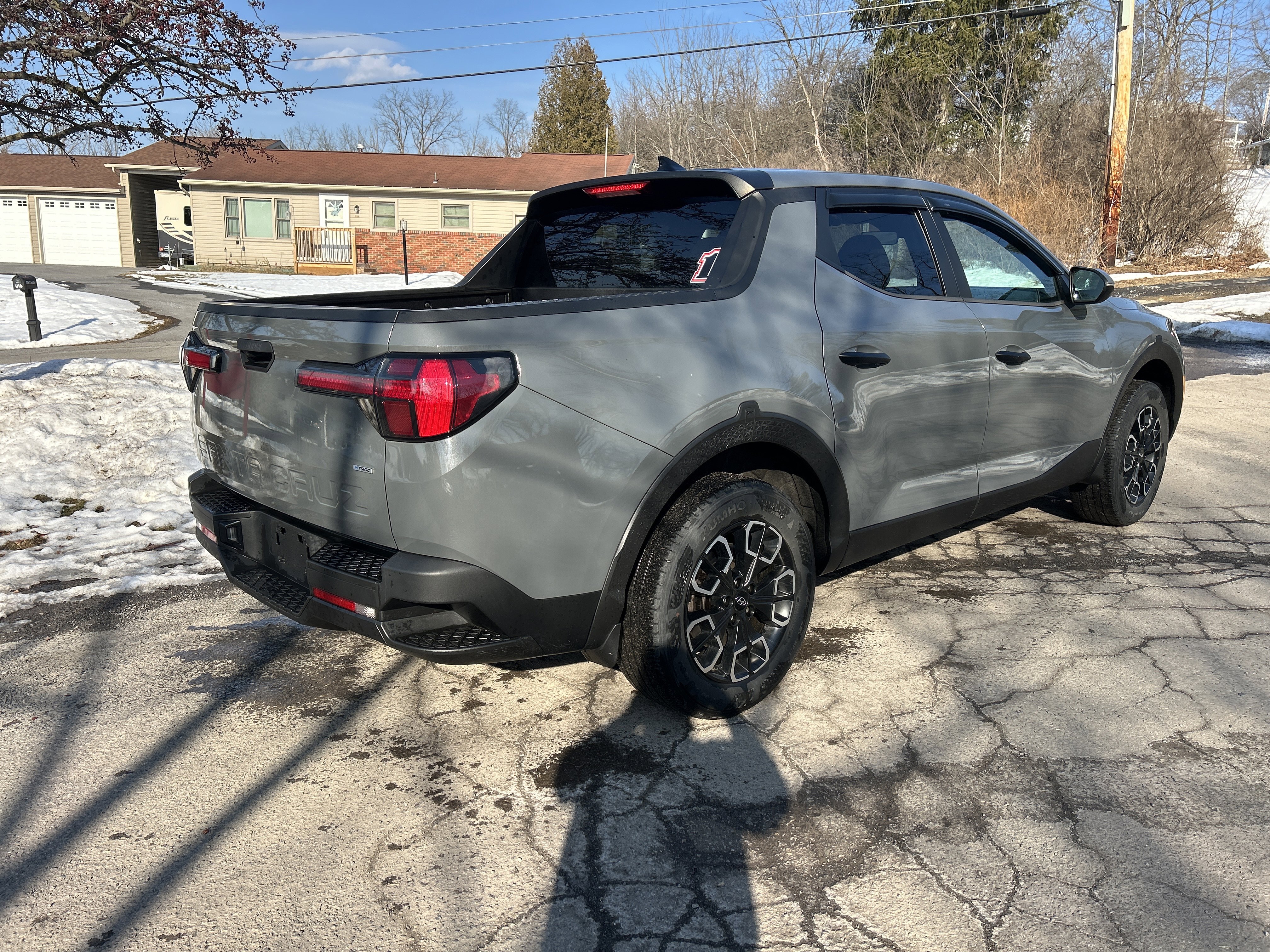 Used 2022 Hyundai Santa Cruz SEL AWD/4WD image 3