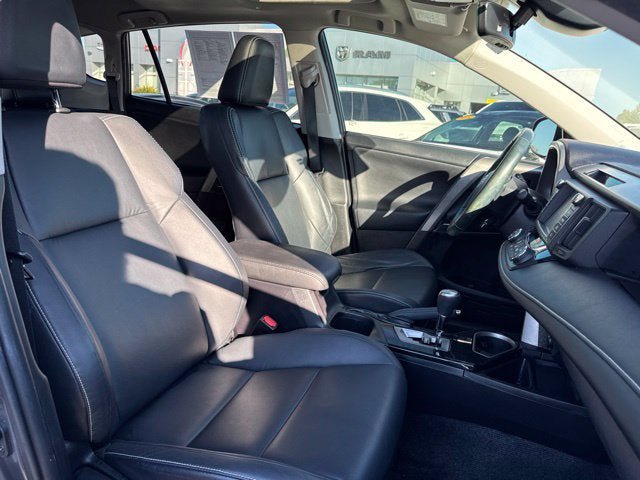 Used 2016 Toyota RAV4 Limited FWD image 30
