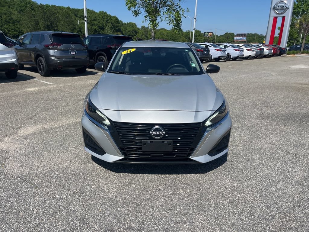 Used 2024 Nissan Altima 2.5 S FWD image 2
