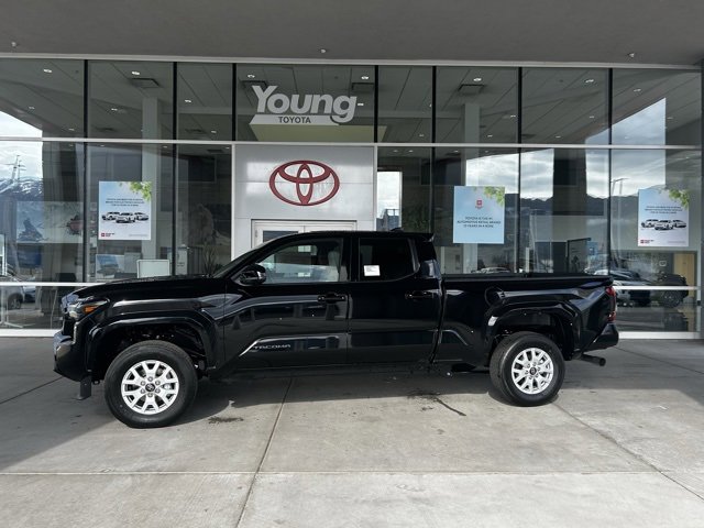 New 2025 Toyota Tacoma SR5