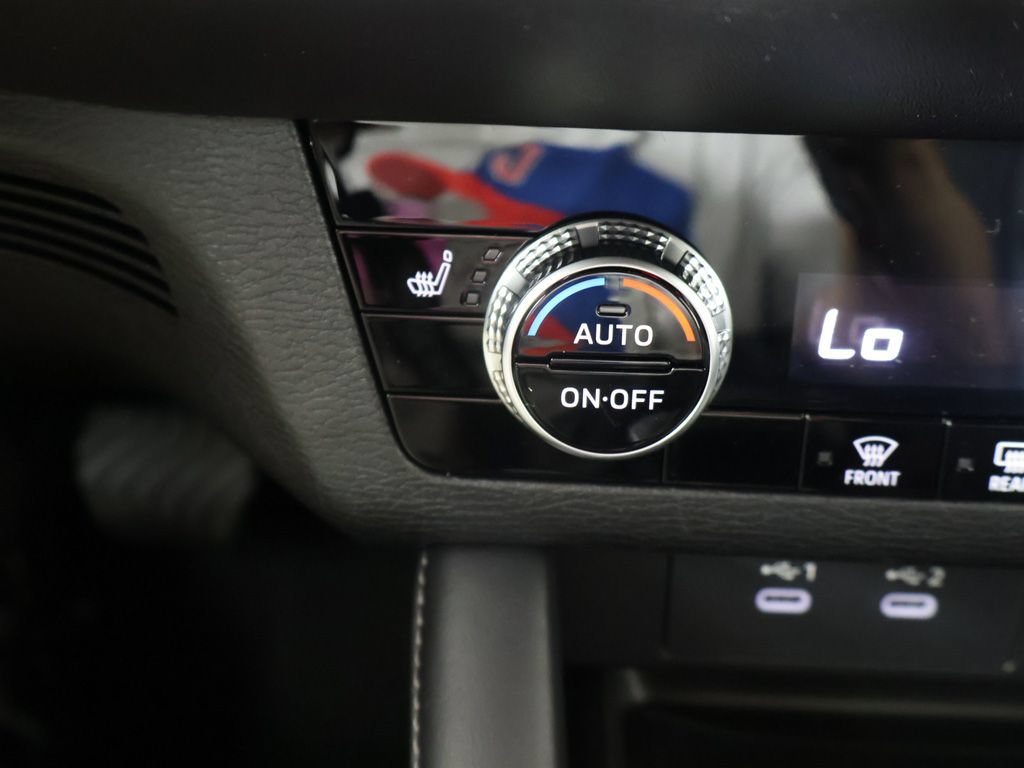 New 2026 Mitsubishi Outlander LE AWD/4WD image 49