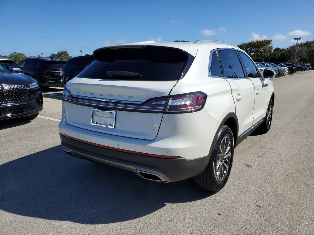 Certified 2023 Lincoln Nautilus Standard w/ Premium Package image 4