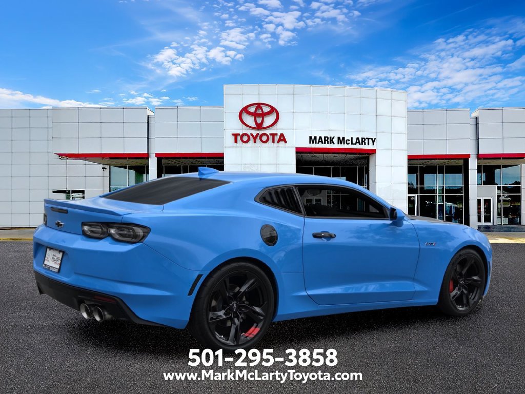 Used 2022 Chevrolet Camaro LT w/ RS Package RWD image 5