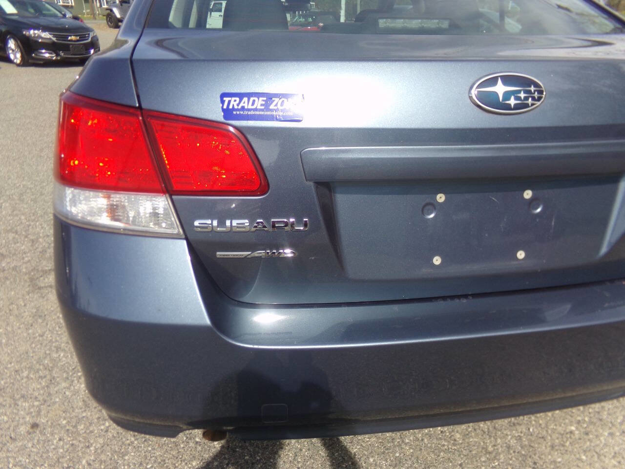 Used 2013 Subaru Legacy 2.5i AWD/4WD image 9