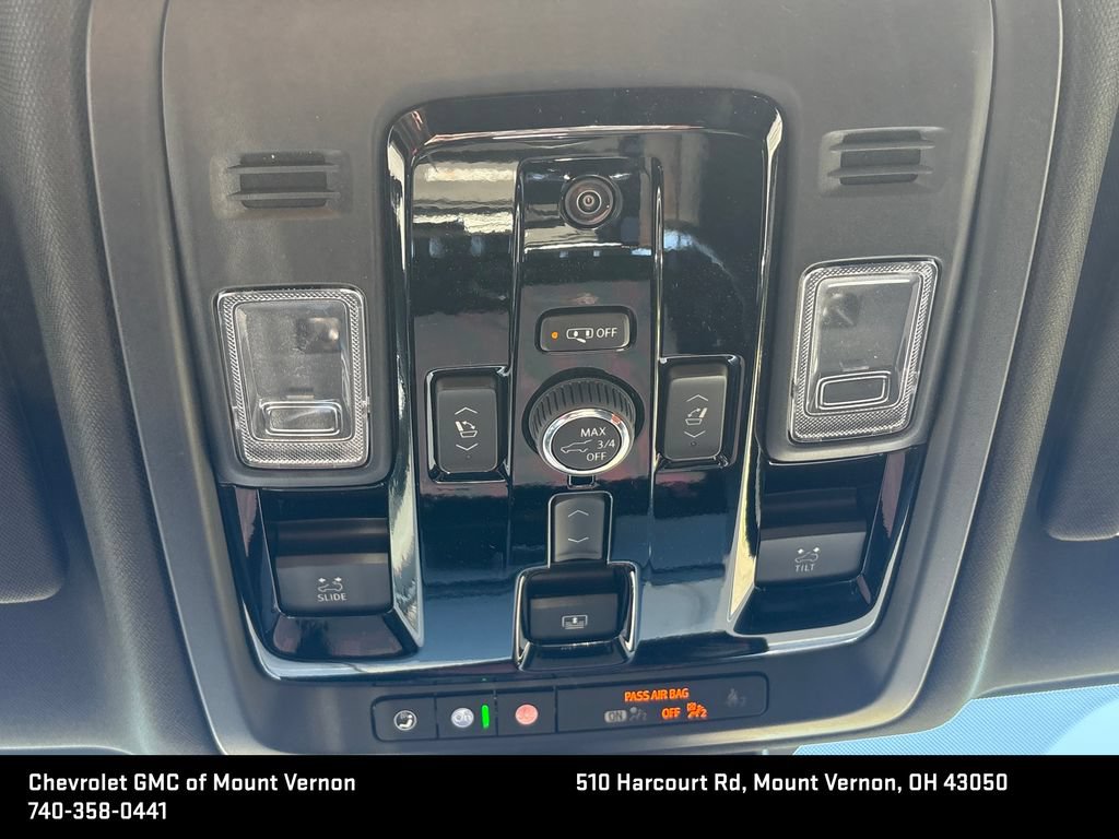 New 2026 GMC Yukon XL Denali w/ Sun & Power Step Package AWD/4WD image 36