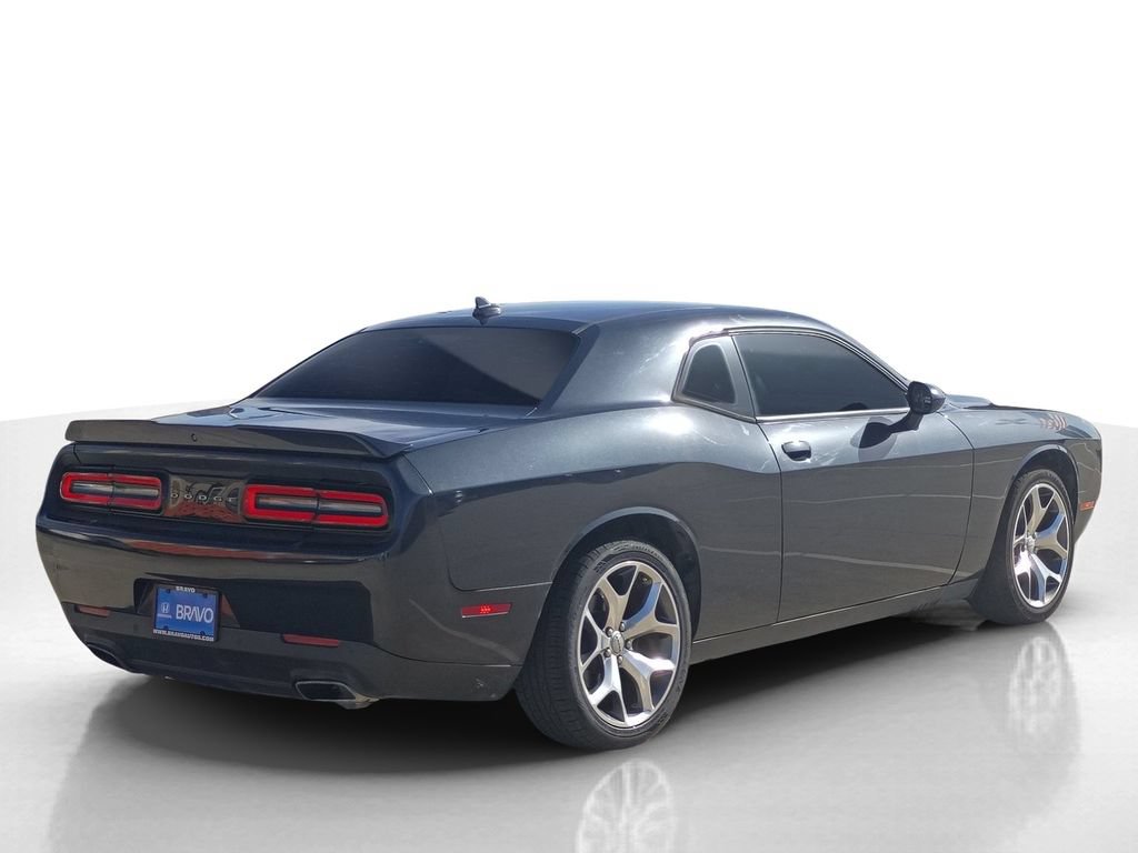 Used 2016 Dodge Challenger SXT Plus RWD image 7