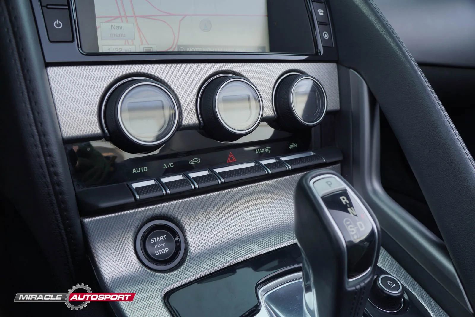 Used 2017 Jaguar F-TYPE Convertible RWD image 39