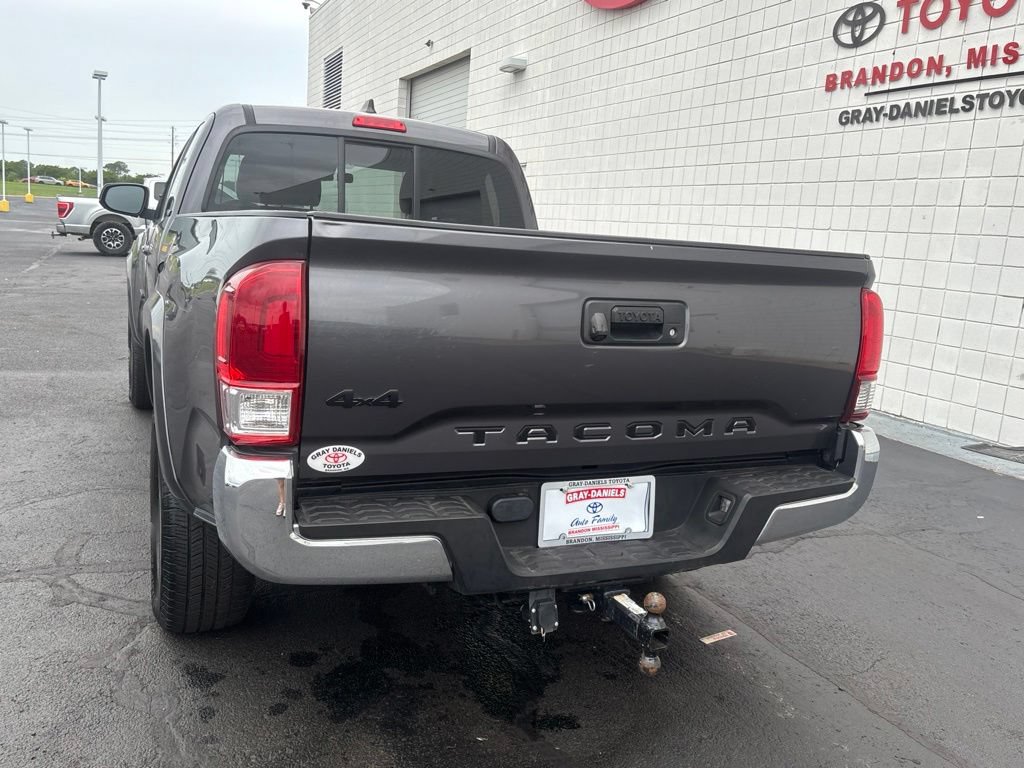 Used 2021 Toyota Tacoma SR5 w/ SR5 Appearance Package (SM) AWD/4WD image 28