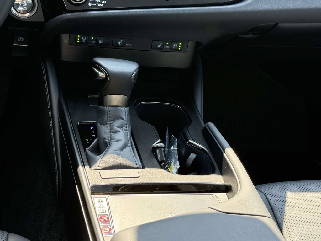 Used 2025 Lexus ES 350 w/ Premium Package FWD image 19