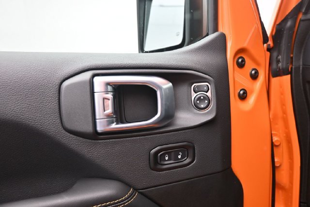 New 2026 Jeep Wrangler Unlimited Sahara AWD/4WD image 13