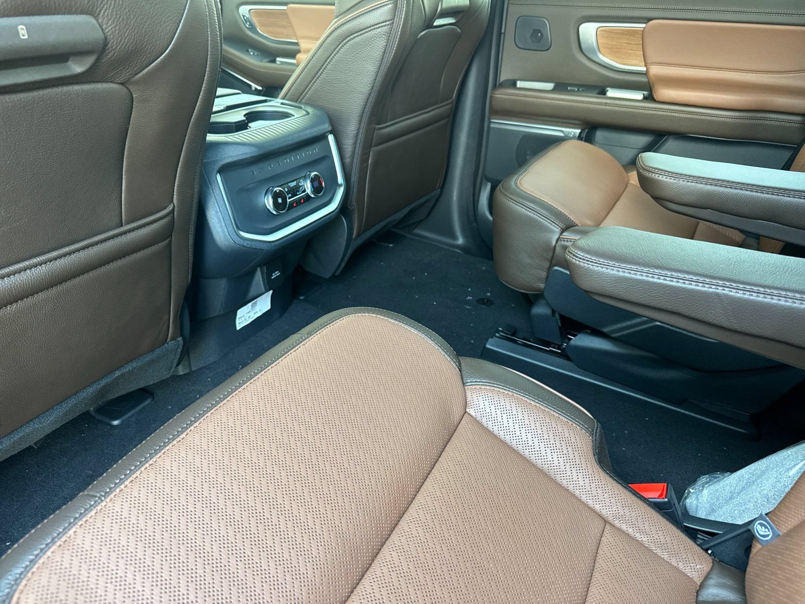 New 2026 Ford Expedition King Ranch AWD/4WD image 12
